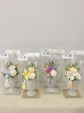 大切な人へ『お供えプリザーブドフラワーアレンジメント🎞️』お花が長持ちしにくい梅雨〜夏の時期に☔️🌞花倶楽部/福岡博多・博多駅近くの花屋092-432-5087