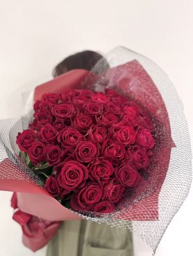 赤バラ50本の花束　38,500円(税込)