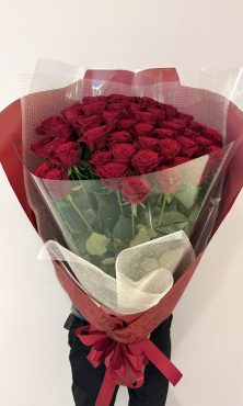 赤バラ50本の花束